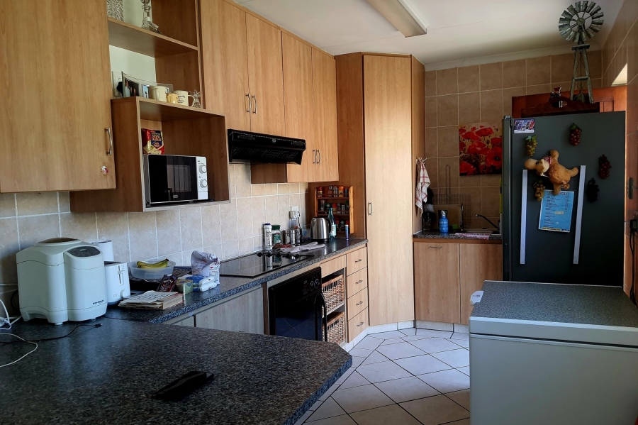 3 Bedroom Property for Sale in Fraaiuitsig Western Cape